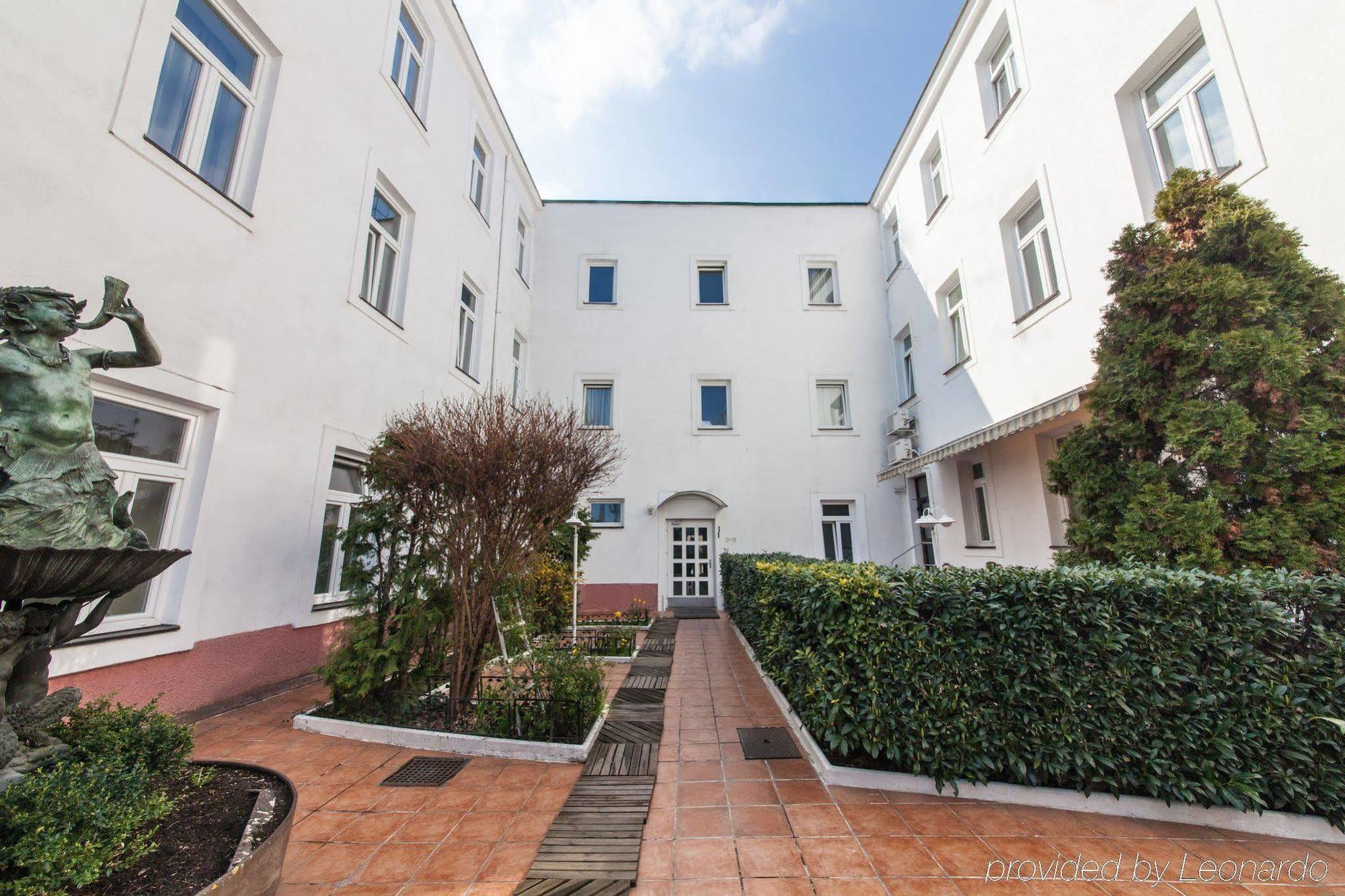Novum Hotel Cristall Wien Messe Exteriör bild